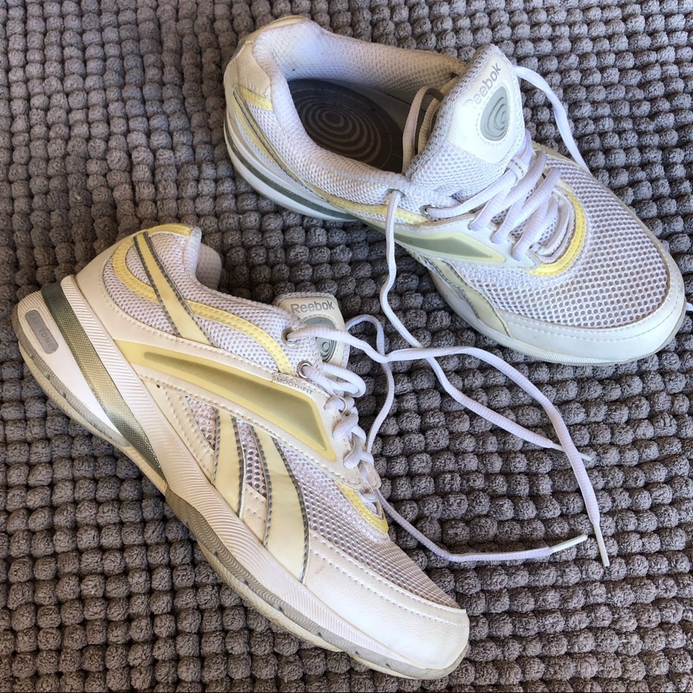 🐰 Reebox Easy Tone Sneakers
